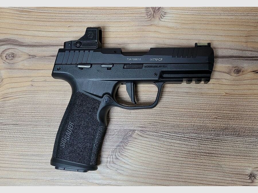 Sig Sauer P322 mit ROMEO-RS Compact Reflexvisier