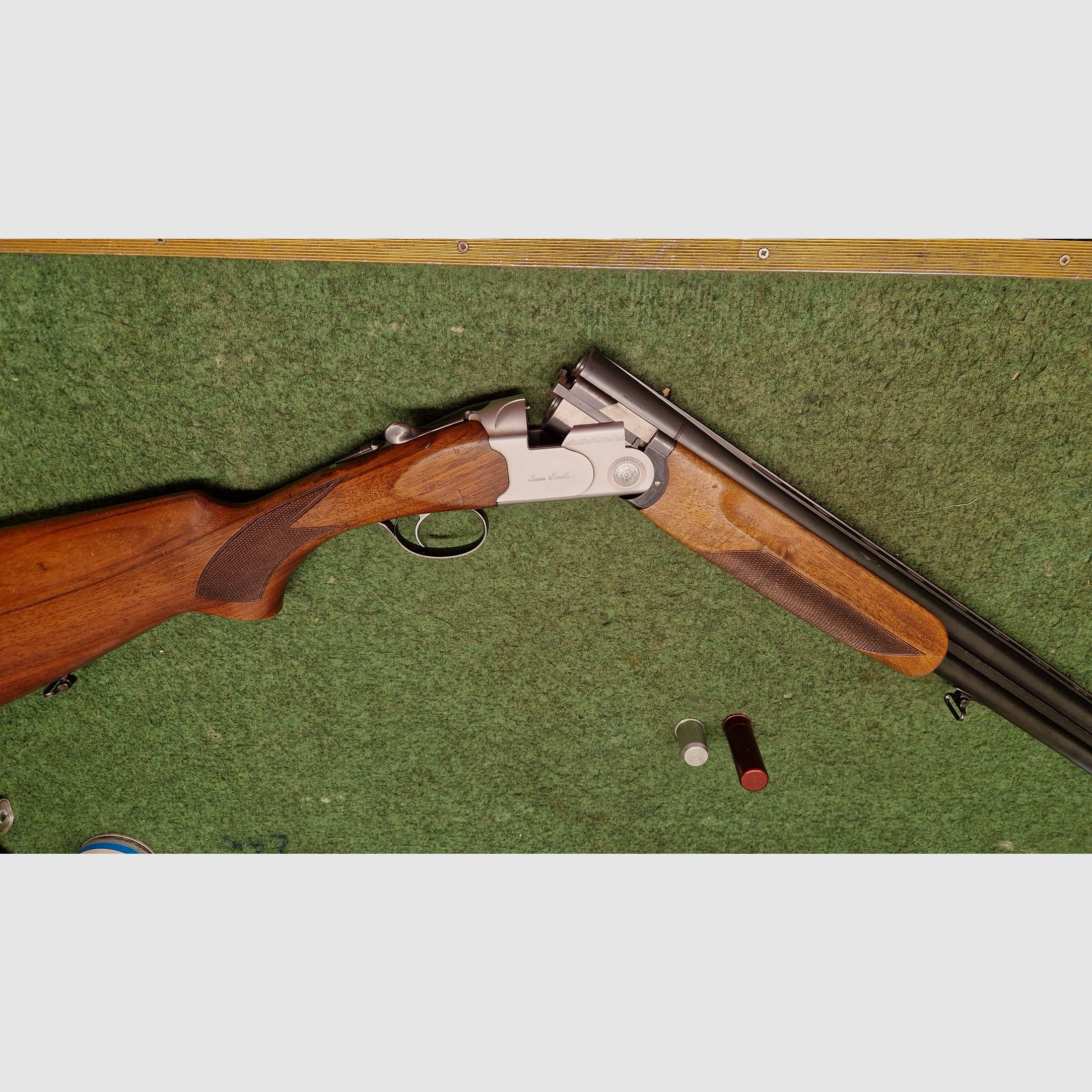 Sauer Beretta - over-and-under shotgun 12/70