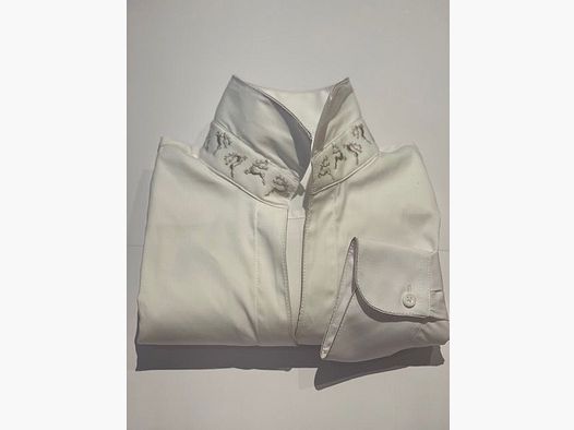 Wallmann Bluse mit Hirschstickerei in Beige