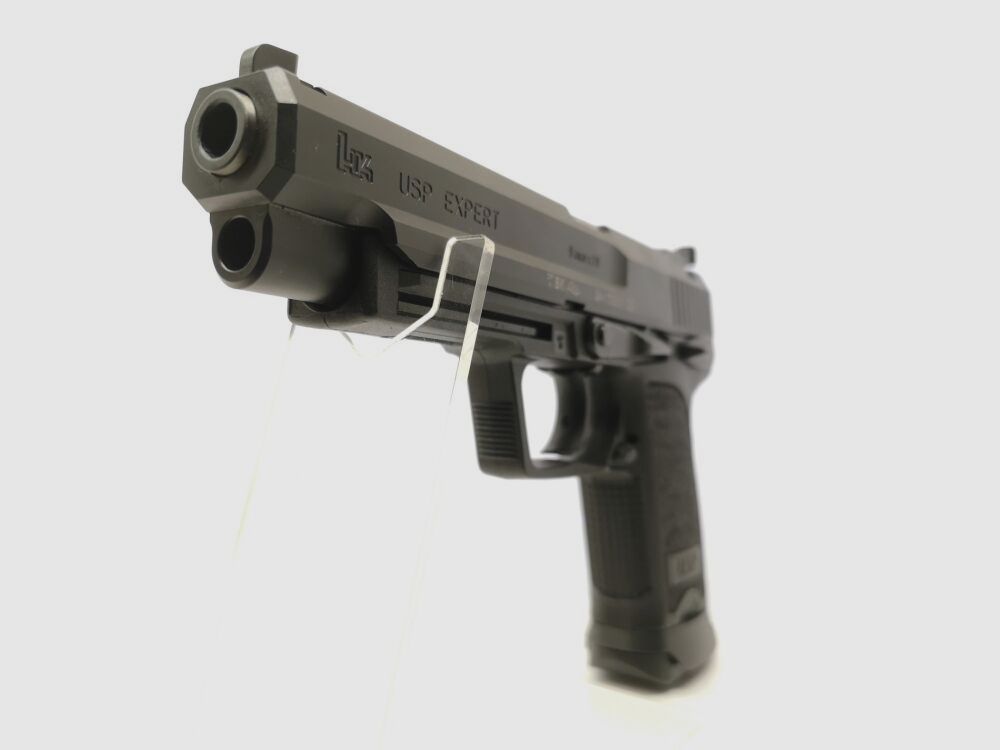 Heckler & Koch USP Expert