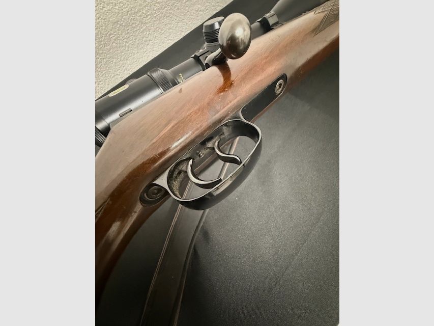 Mauser 66 rifle de caza, rifle de repetición de cerrojo de acción recta, rifle de caza calibre 30-06 en muy buen estado, incl. Tasco Titan 4-12x56 con punto de luz.