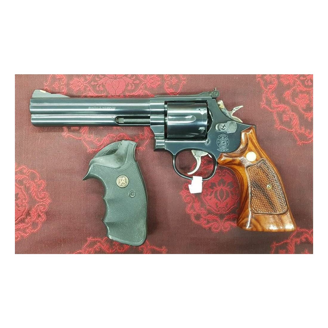 Smith & Wesson	 586-3