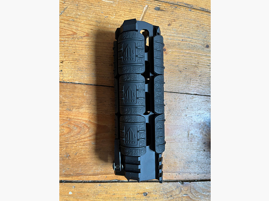 Handguard Handschutz Vorderschaft Haenel CR223 neu