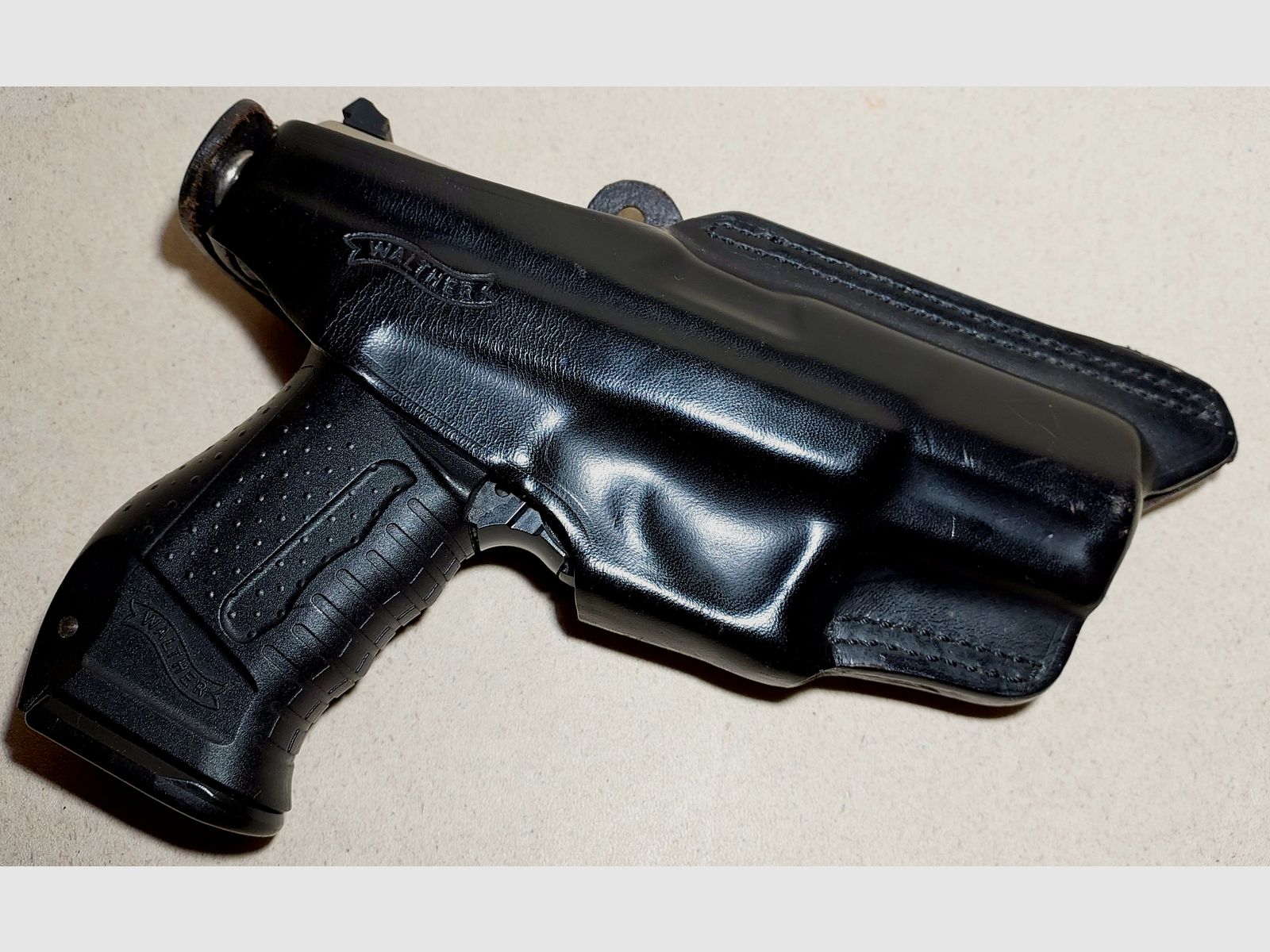 Walther P99 Schreckschuss Pistole 9mm P.A.K. bicolor Nickel mit Lederholster