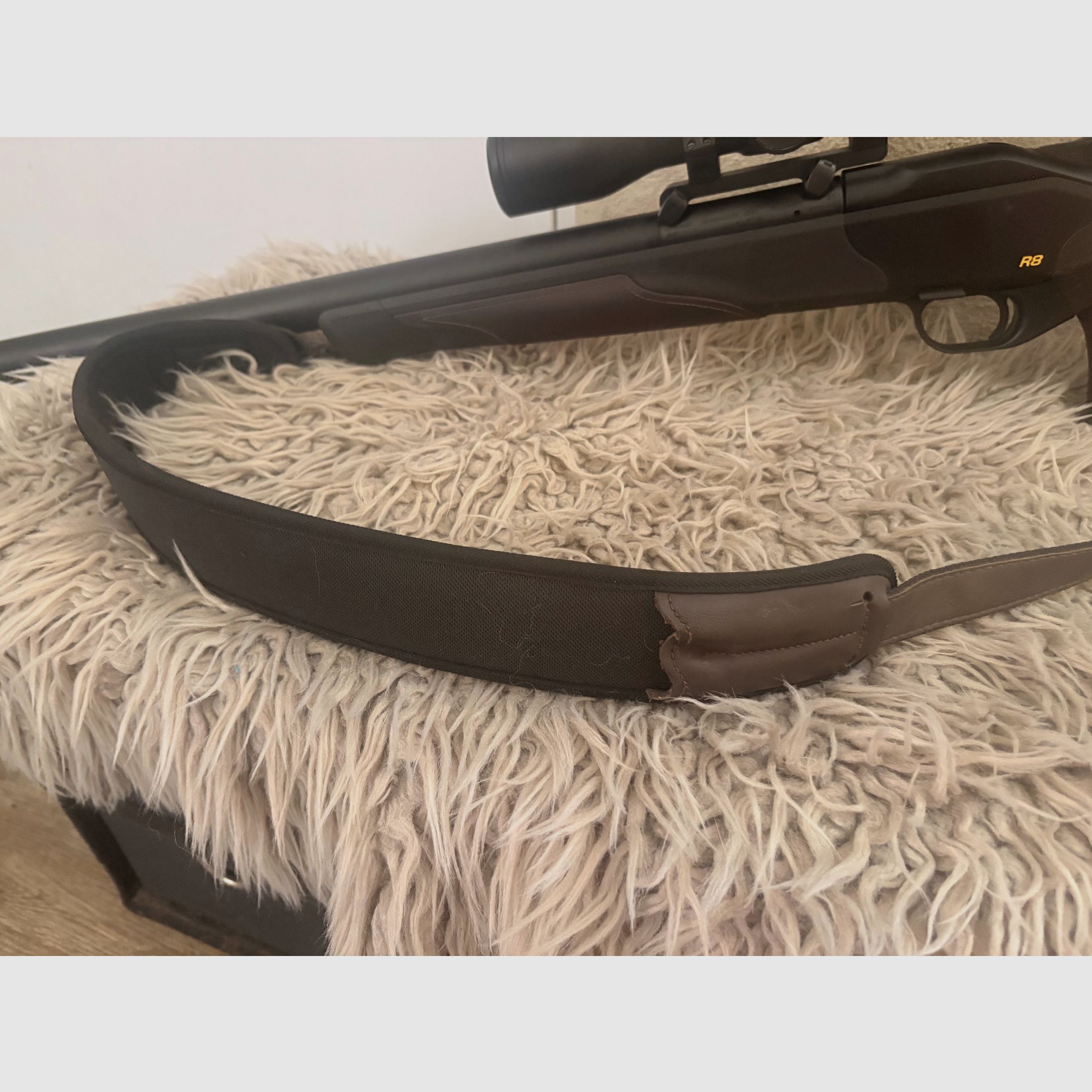 Blaser R8 Ultimate Silence cuir 8x57IS