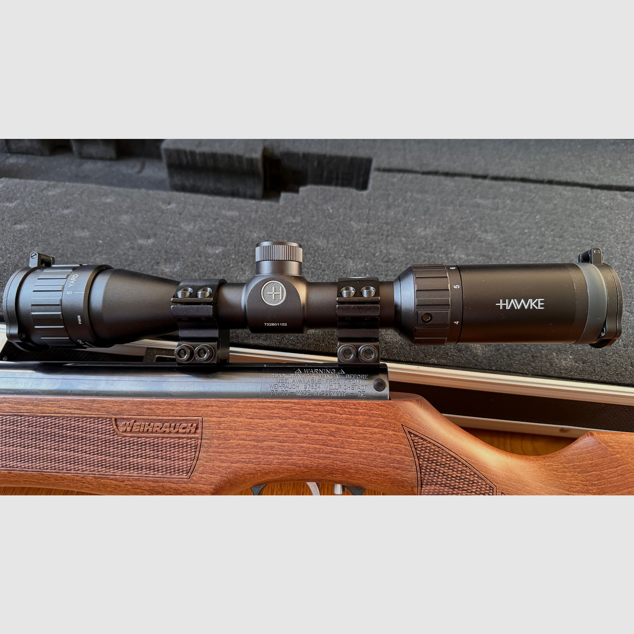 Weihrauch HW 35 F 5,5 mm + Hawke Vantage 2–7x32 AO Mil Dot + Koffer