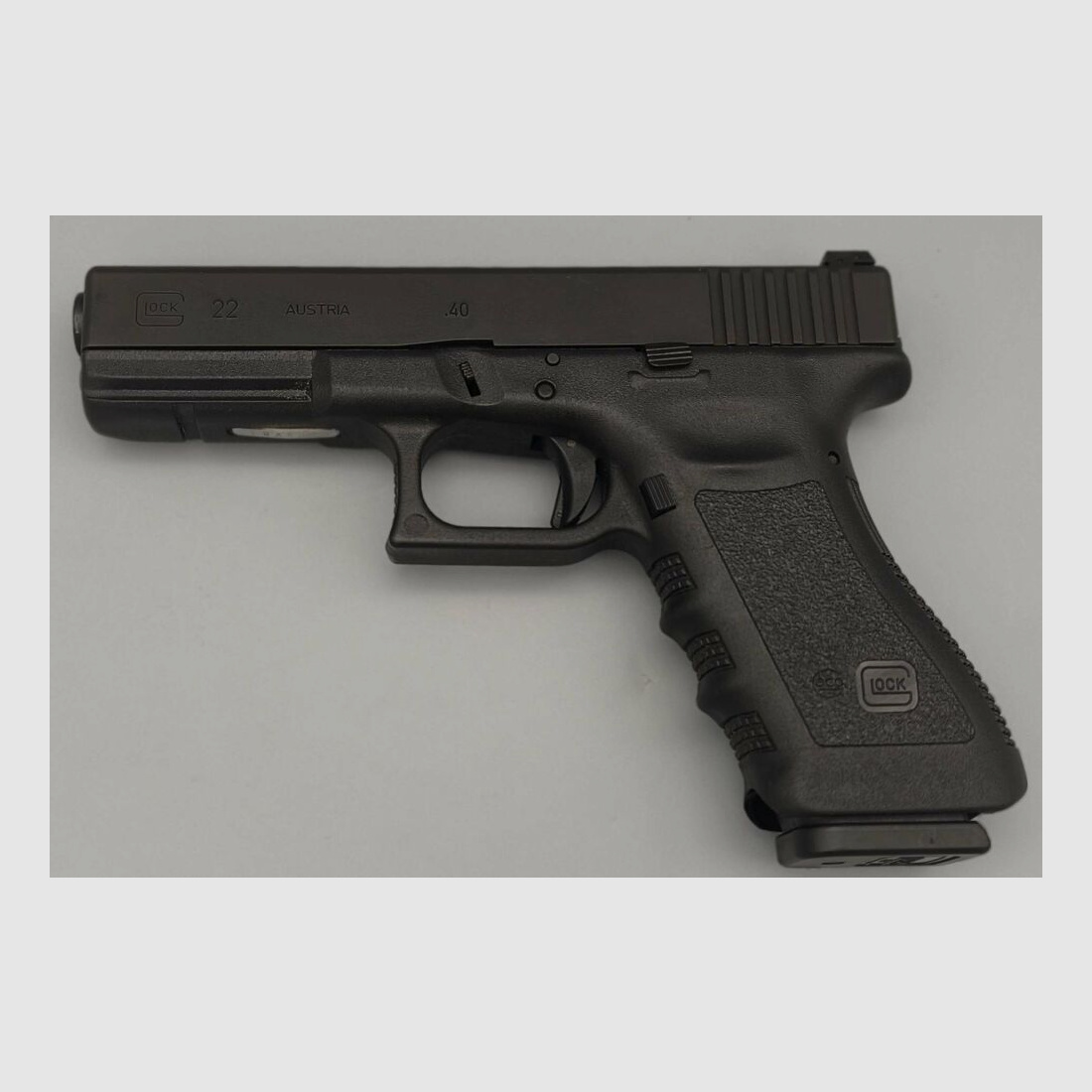 Glock 22 .40S&W także jako system wymienny .40S&W