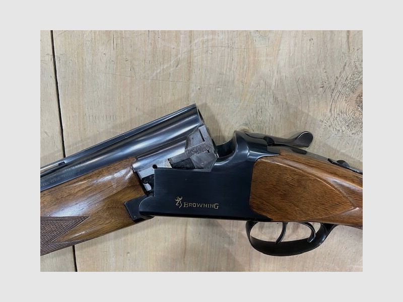 Browning fusil superposé de chasse calibre 12/70 avec deux détente et éjecteurs automatiques, crosse anglaise avec bec de canard, image 4 sur 4