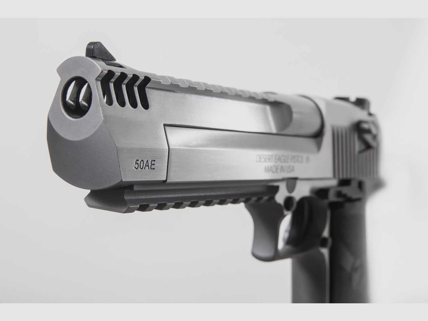 Magnum Research Desert Eagle XIX .50 AE Stainless Picatinny und Muzzle Brake, Bild 2 von 2