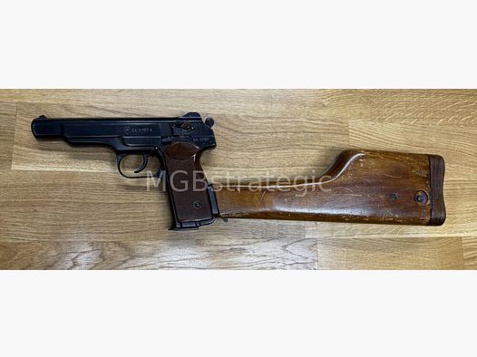 Stetschkin APS - semi-automatische pistool 9mm Makarov met kolf