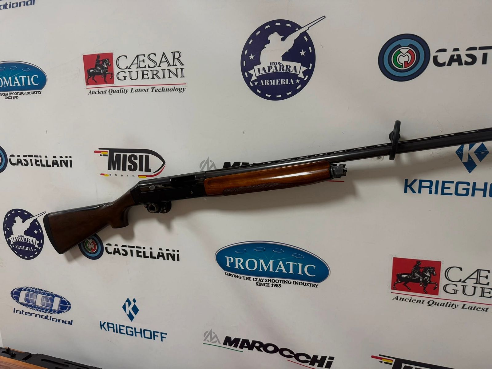 Gebraucht Repetierflinte BENELLI 121 mit zwei Läufen, Bild 2 von 3