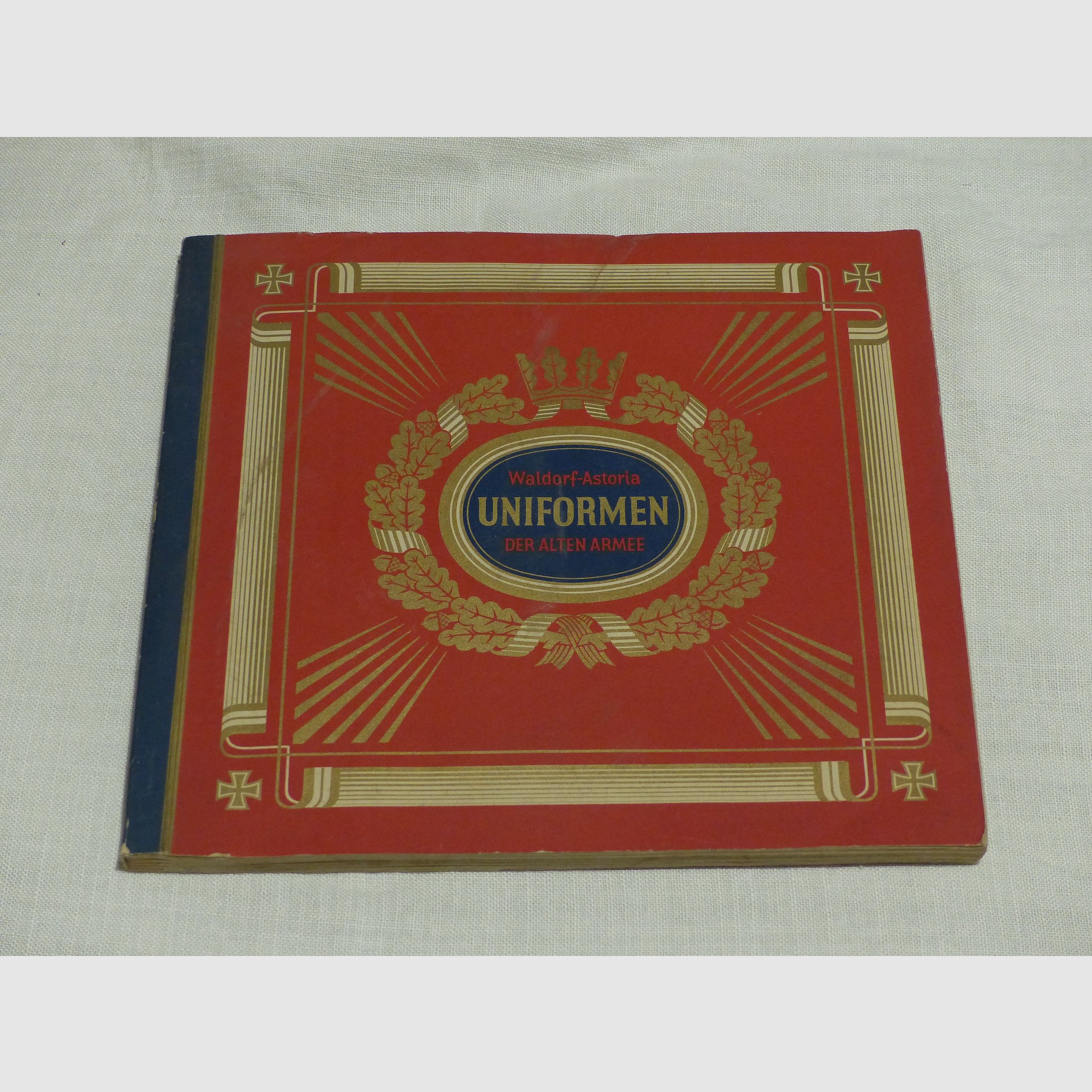 Uniformy starej armii kompletny album naklejek z około 1933 roku I WK II WK