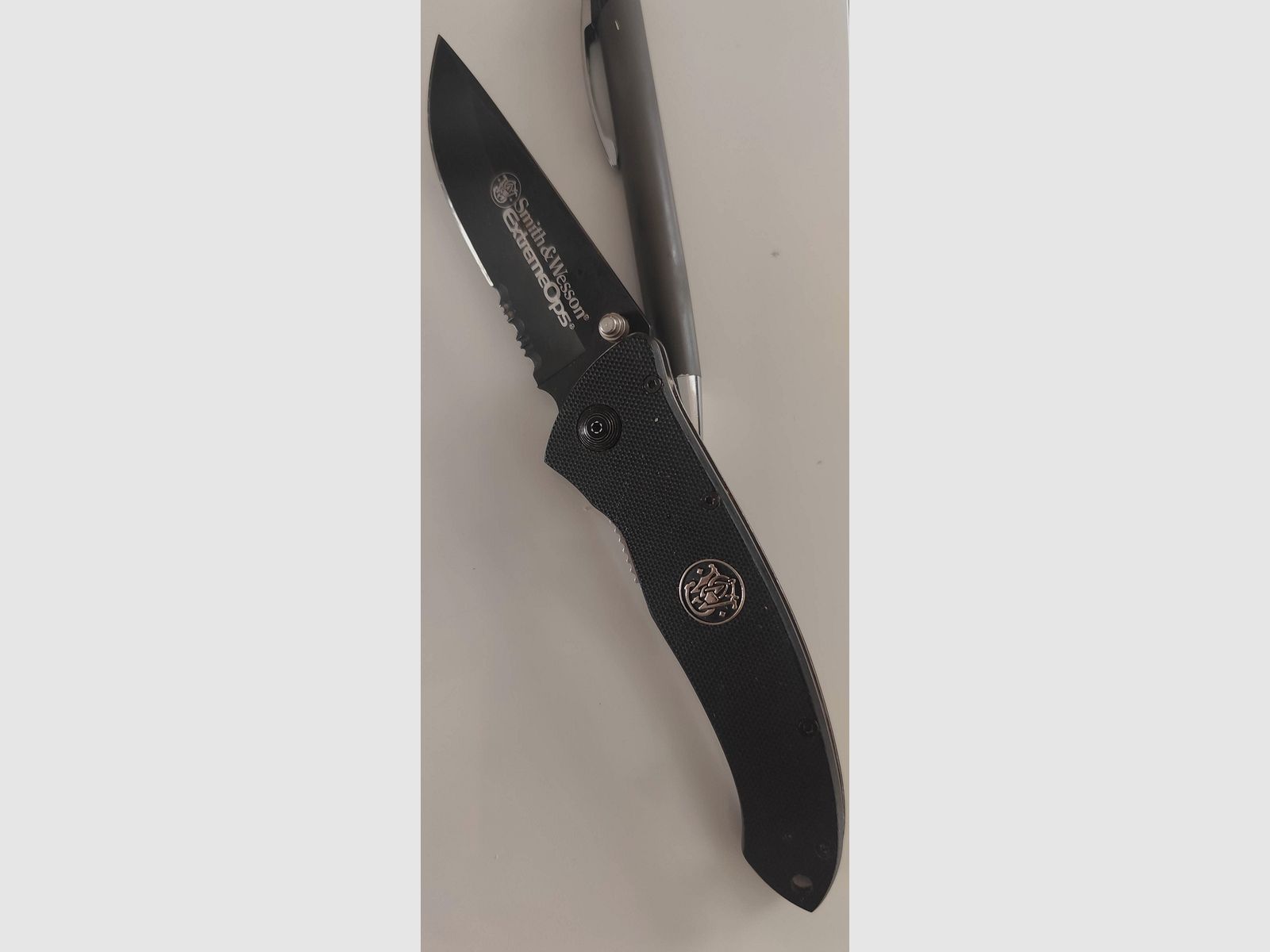 ❗Smith and Wesson folding knife Extreme Ops, steel 440 C, G-10 scales, belt clip
