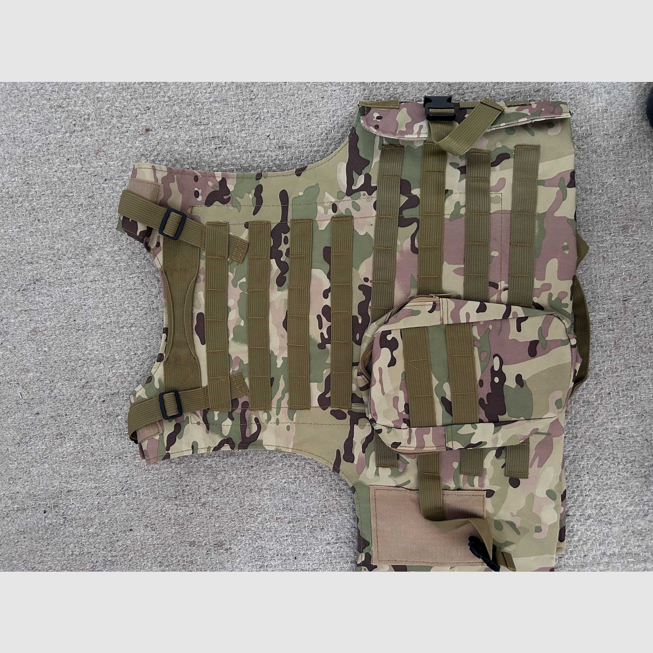 G&G Combat Machine CM16R2 mit umfangreichem Zubehör