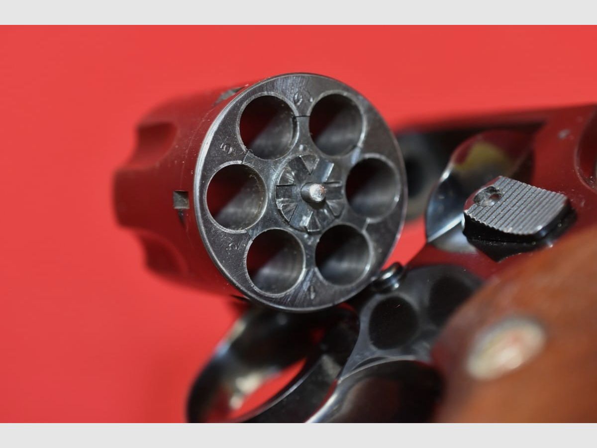 #4698 Revolver SAUER & SOHN, kal. .38 Spl, afbeelding 15 van 17