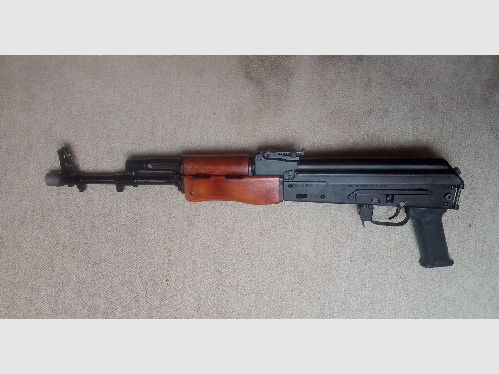 Original russischer RPK-74 Griff & Handschutz aus Schichtholz eingepasst für AK  und mit Gasrohr (AK74 / AK-100 / Saiga / Yunker 2/3/4)