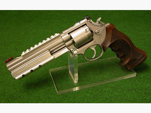 White Diamond Classic Champion 686  6"Zoll 357 Magnum