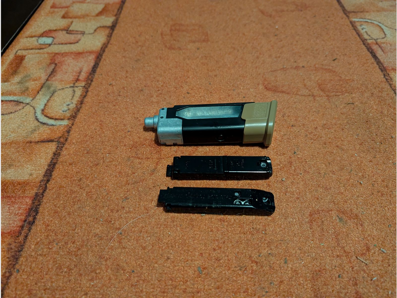 P320 M17 CO2 Magazin mit 2 x 20 Schuss, Bild 1 von 3