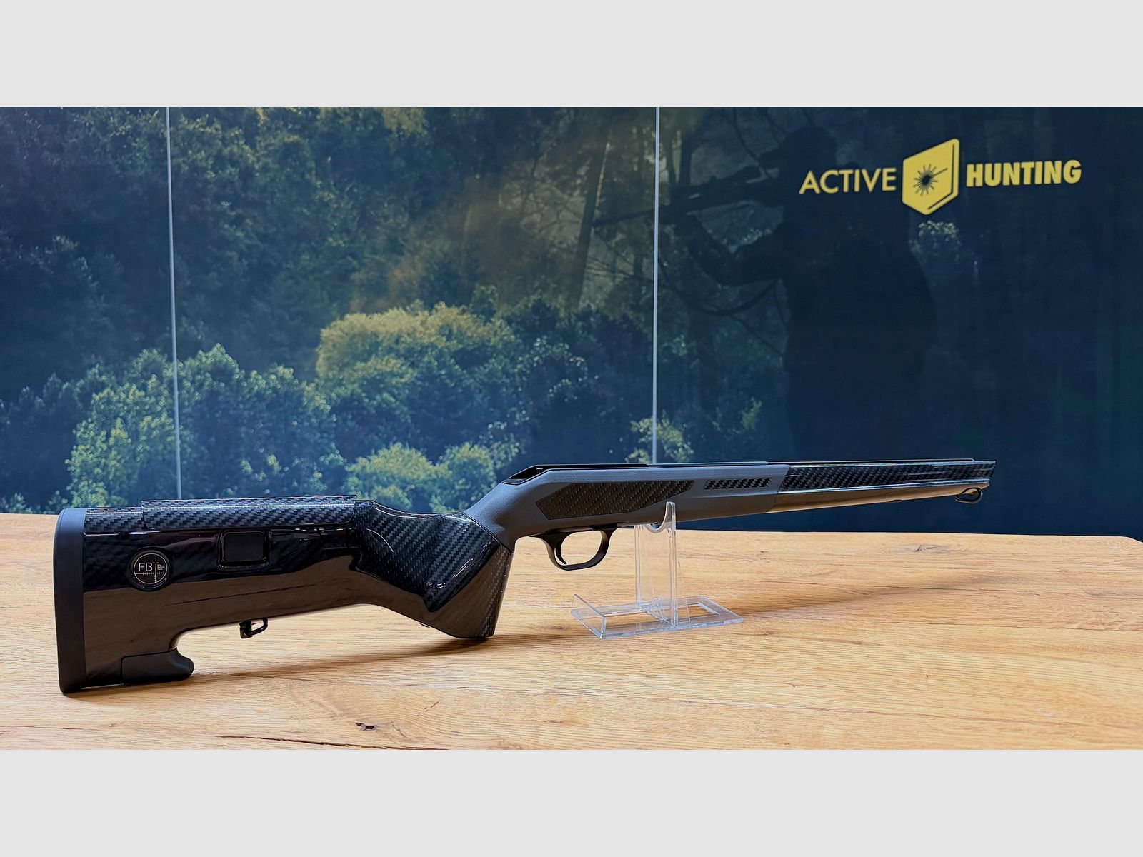 FBT – FINE BALLISTIC TOOLS / HOOGGLANZ SUPERERGONOMISCHE SCHAFT VOOR BLASER R8 / MET R8 SYSTEEM!!!, afbeelding 1 van 7