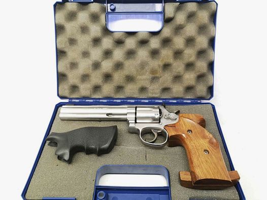 Smith & Wesson 686-4