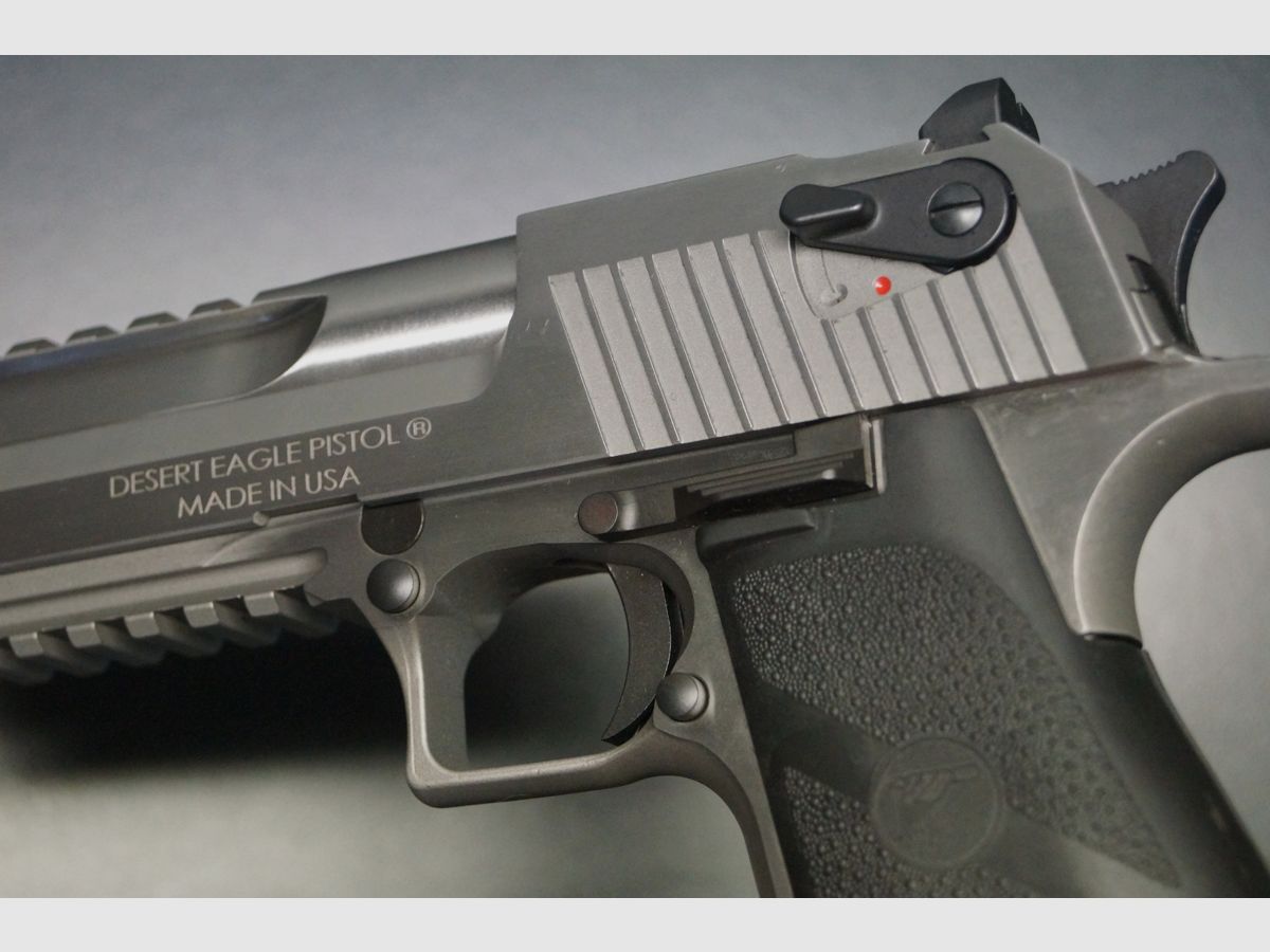 Magnum Research Desert Eagle .50 AE, Bild 6 von 7