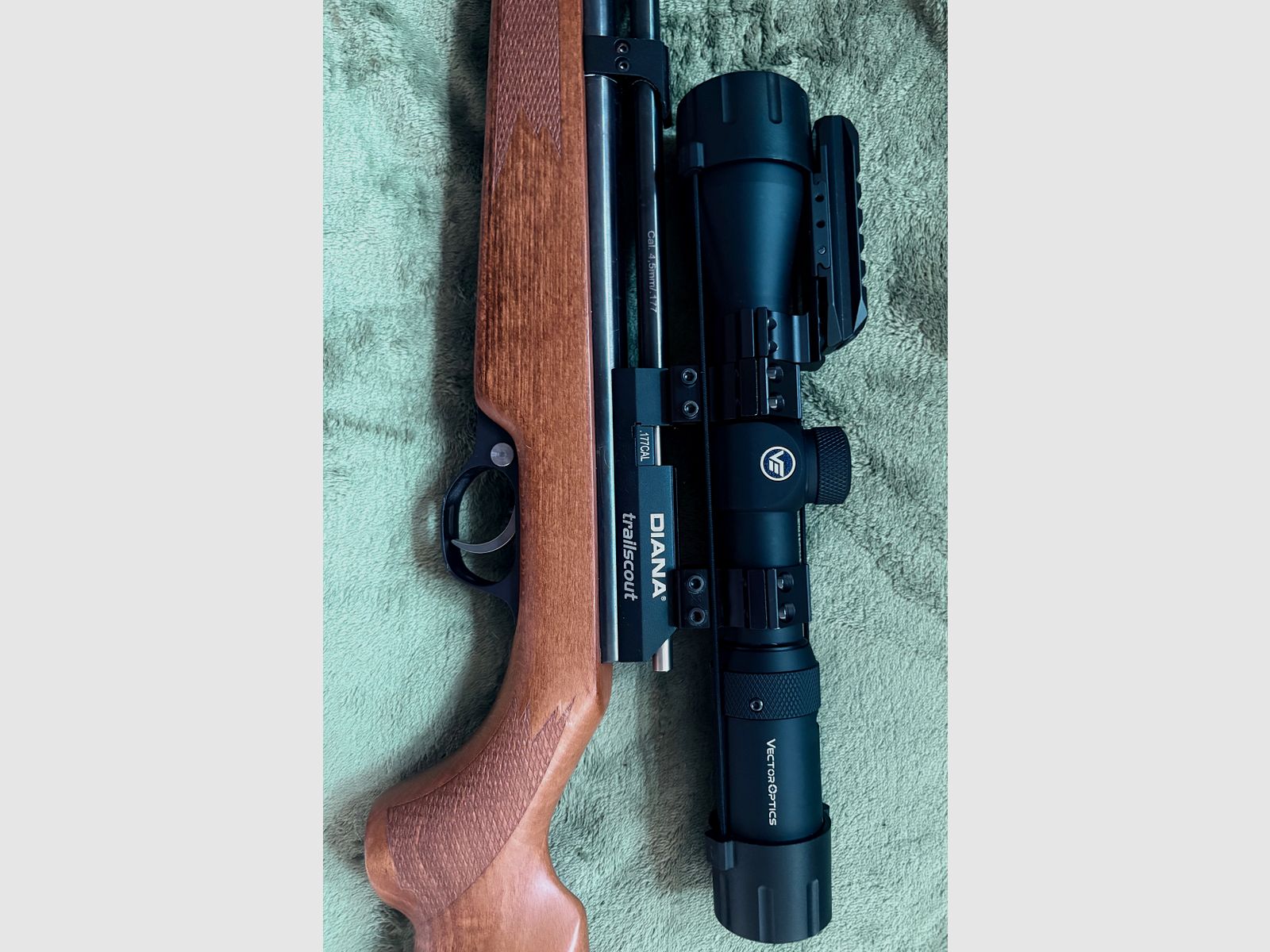 Diana Trailscout Wood Co2-Gewehr 4,5 mm Diabolo