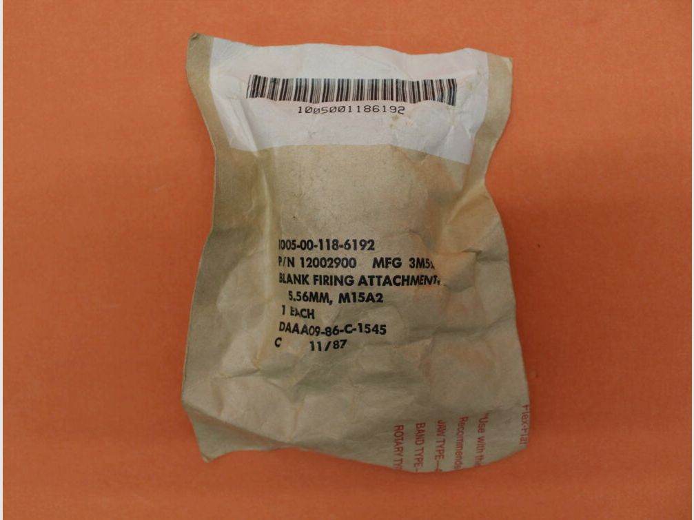 USGI	 AR-15: Blank Firing Attachment 5,56MM, M15A2  (1005-00-118-6192) USGI Surplus, Stahl rot lackiert, in Originalverpackung.