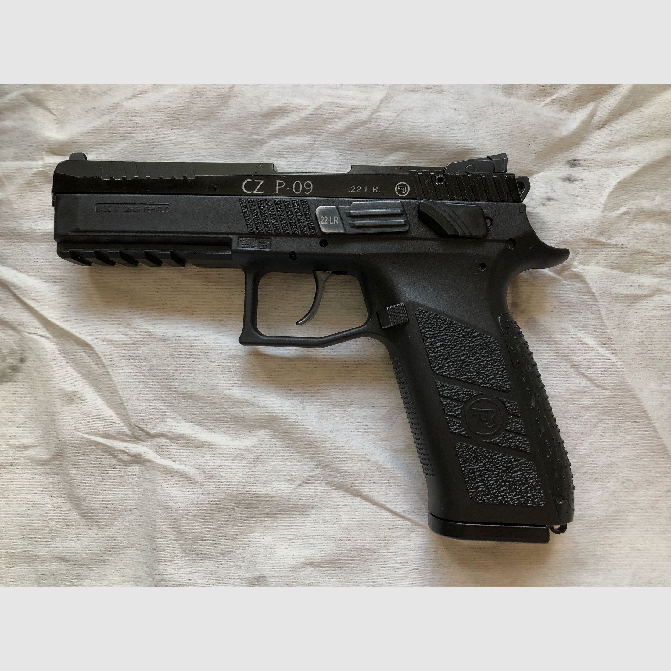 CZ P09 22 lfB inklusive 2 Magazine