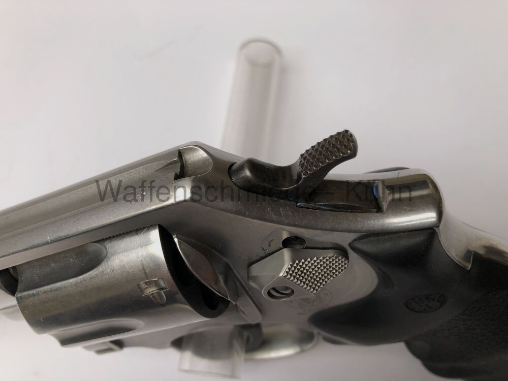 Smith & Wesson 65-8