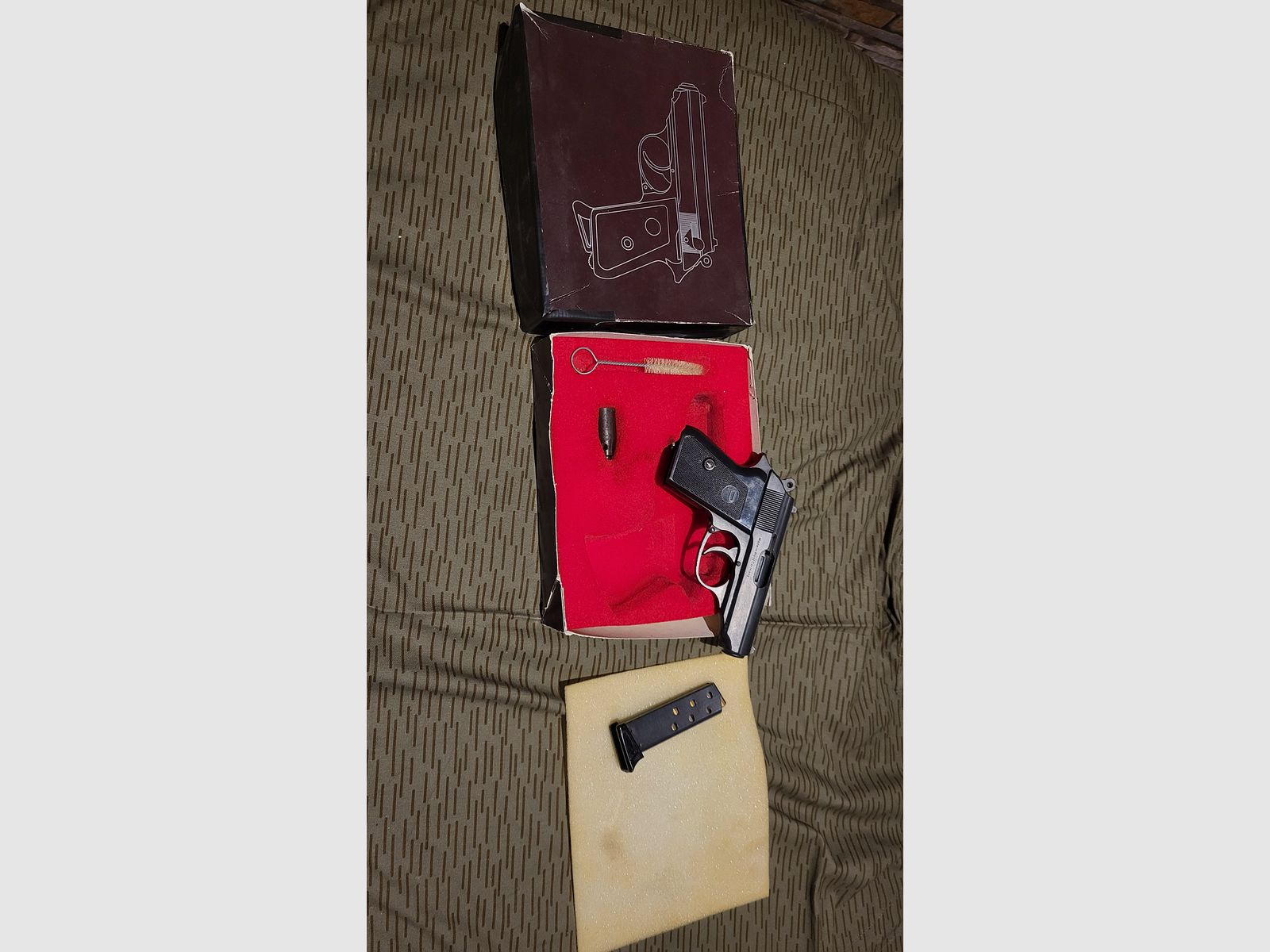 Schreckschuss Pistole Perfekta Mod. FBI 8000