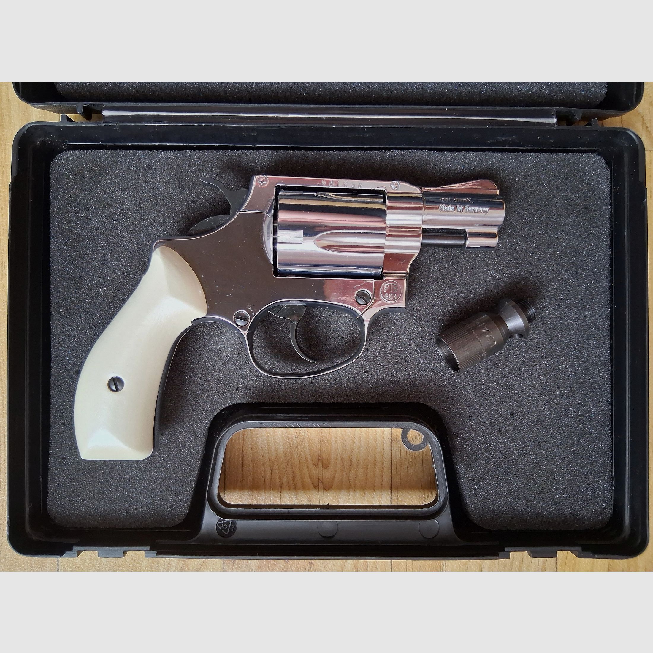 Sammler aufgepasst! Schreckschuss-Revolver Reck Chief Special Chrom (PTB 503), neuwertig ungeschossen einzigartig