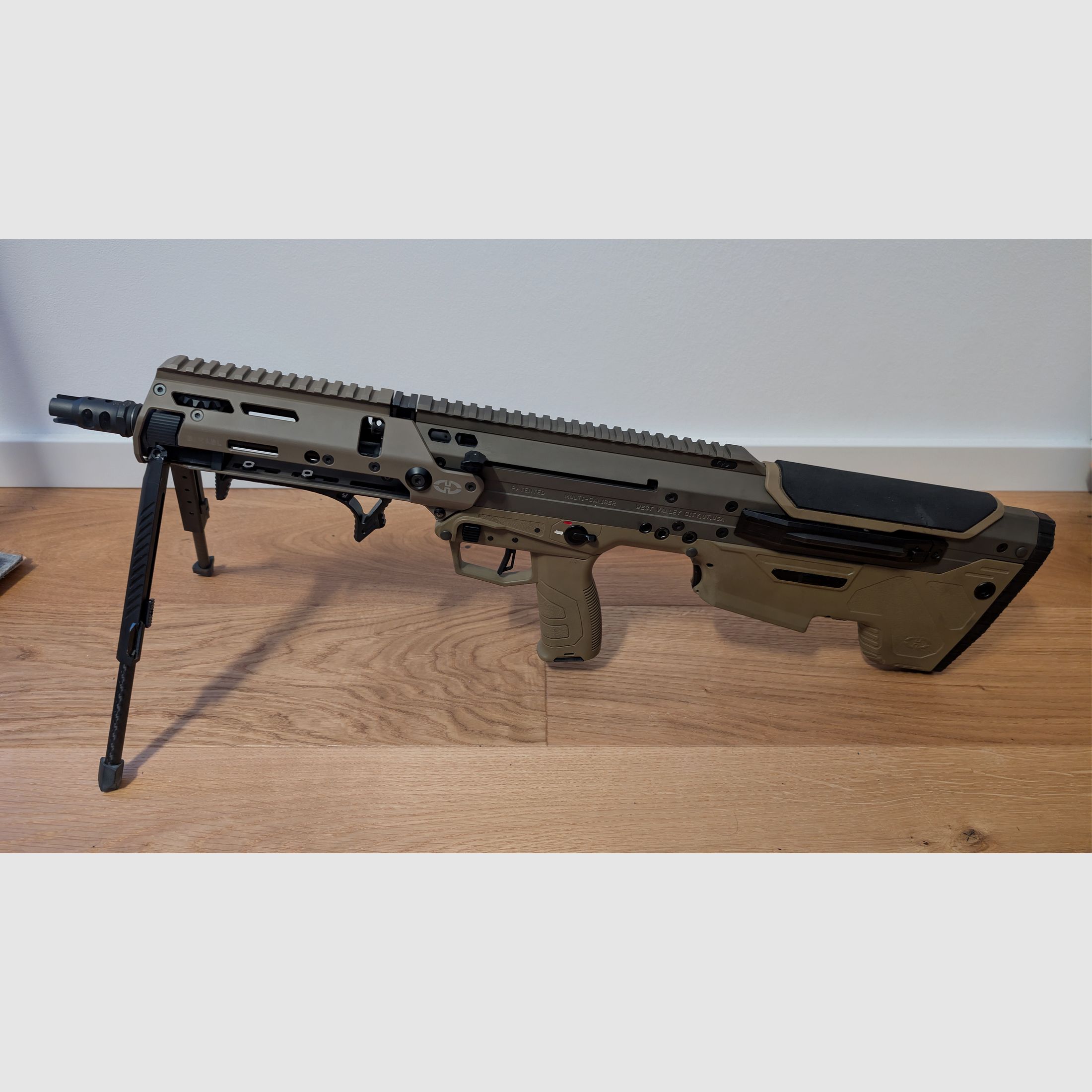 Desert Tech MDRX met BLK LBL Mantis en Jard trekker