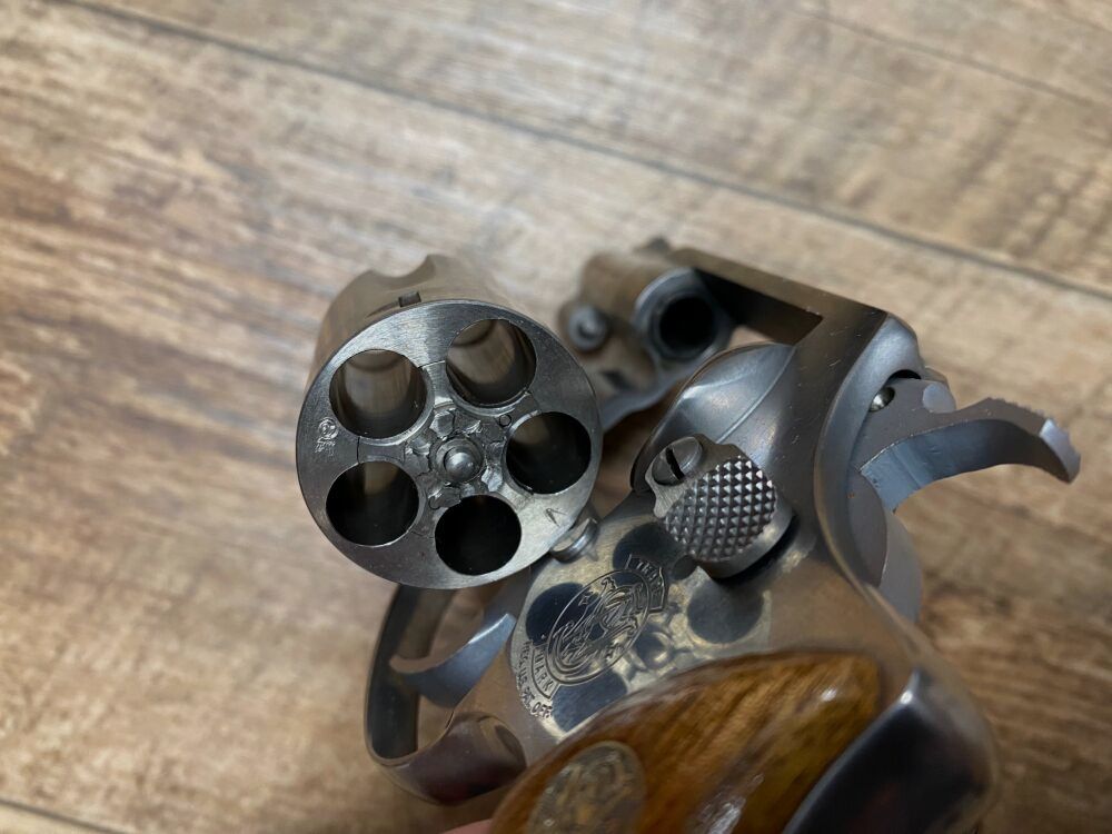 Smith & Wesson 60-3 2 Zoll in Originalverpackung .38Special