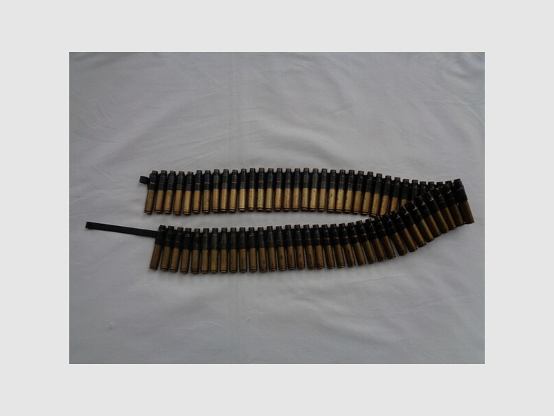 US MG Gurt .30-06 auf M1 Gurtgliedern, 69 Hülsen + Gurtlader, 50er Jahre, s.g. Zustand