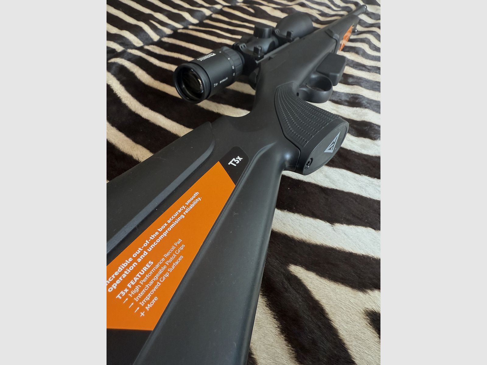 TIKKA T3x VARMINT .308 Win. LINKSSYSTEM STEINER RANGER 3-12 x 56