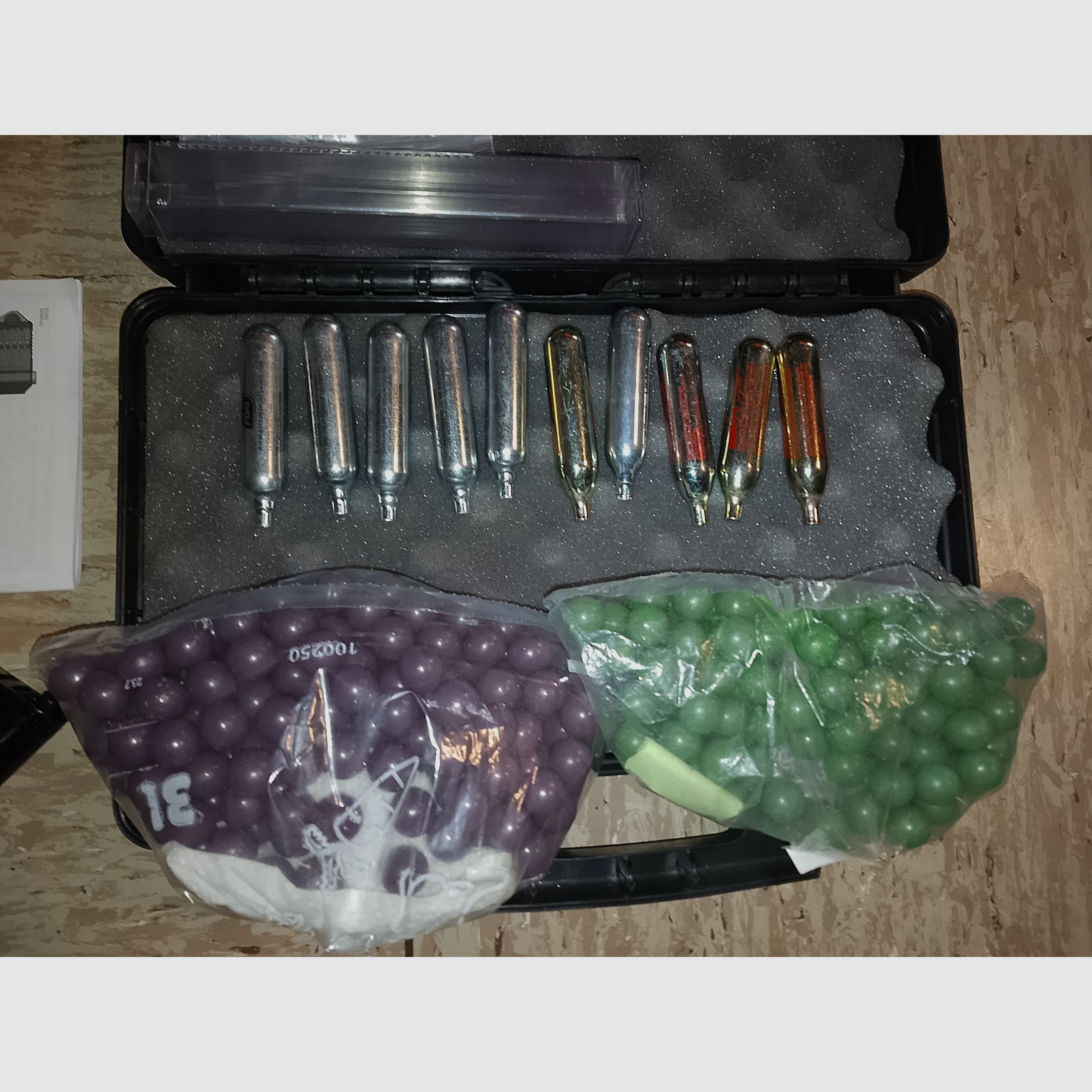 Tippmann Tipx mit MSC Body Kit Markierer .68 mit Zubehör Paintballs CO2 Set Visier Rot Grün Punkt 