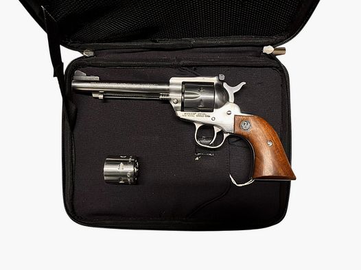 Ruger Single Six revolver in .22lr / .22WMR | Inox