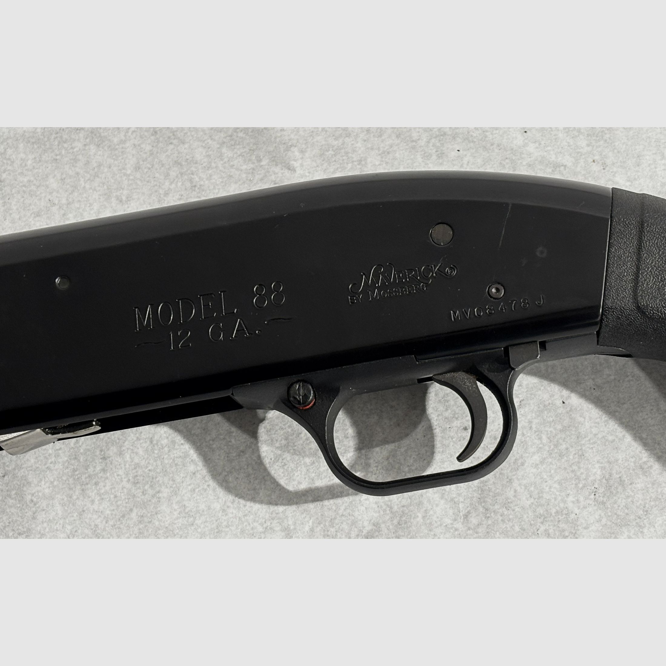 Maverick Modell 88 Vorderschaftrepetierflinte 12/76