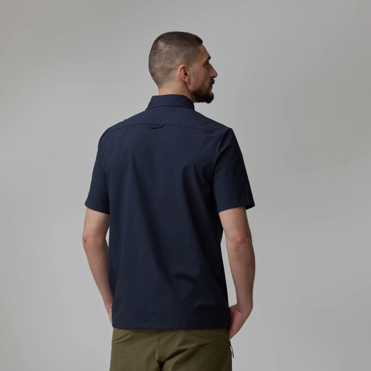 FJÄLLRÄVEN High Coast Pack Shirt SS M Navy