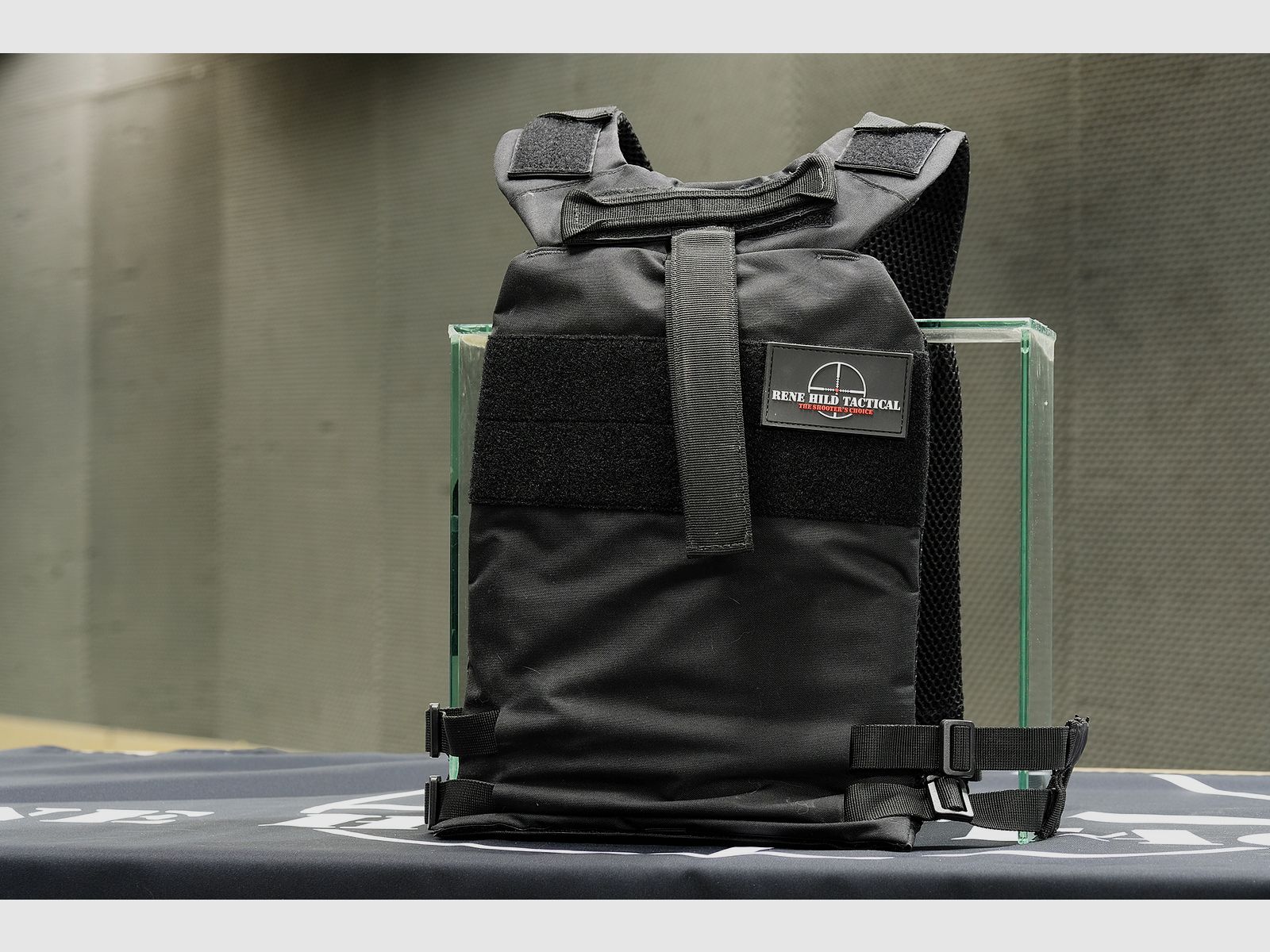 5.11 Tactical Plate Carrier, afbeelding 2 van 2