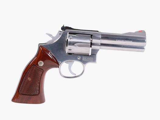 Smith & Wesson 686 4", kaliber .357Mag || Revolver