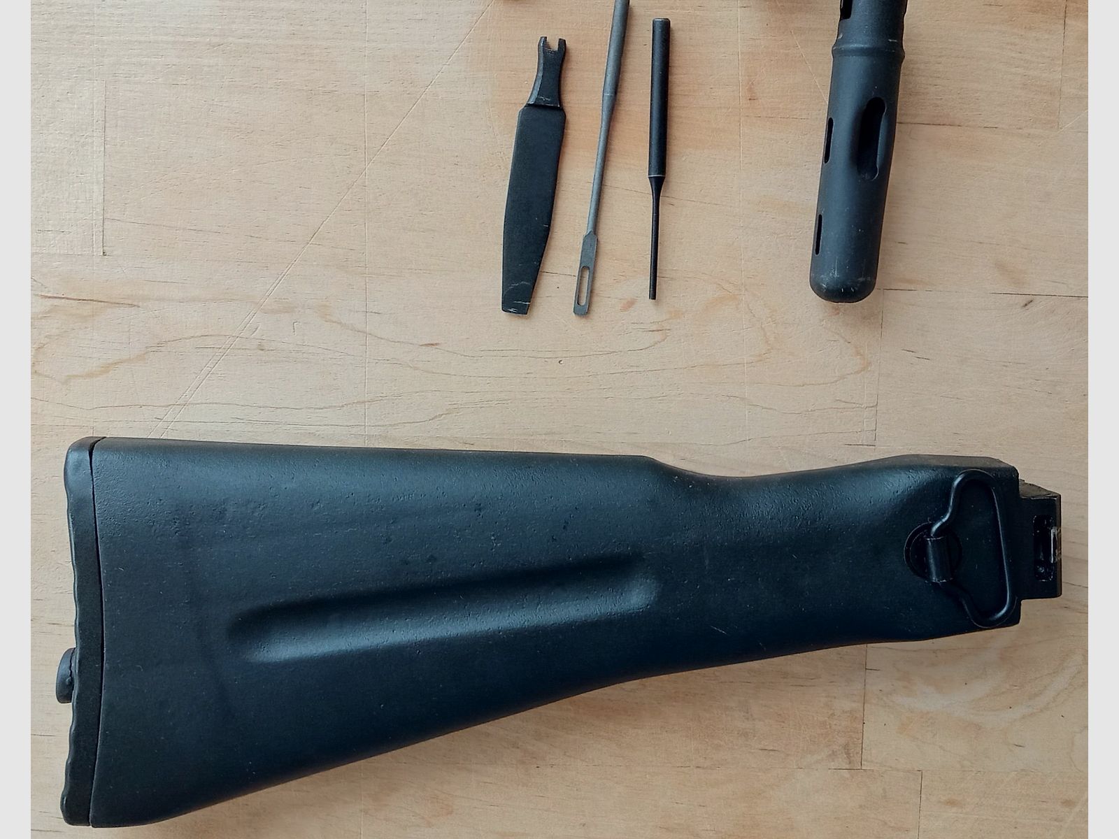 Tacti-Cool AK stock set / Izhmash 5.5 mm polymer folding stock and Beryl Dong handguard / AKS-74 / AK-74M // Ideal for carbine or Yunker-2 as seen