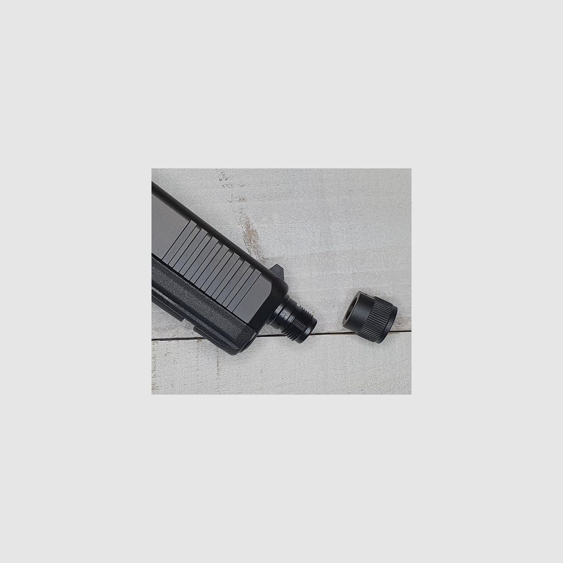PISTOLA GLOCK 17 GEN5/FS/THR Cal. 9x19, immagine 5 di 5