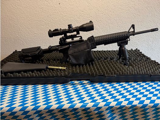 Selbstladebüchse  Sabre -Defence XR15 20“ ( M16) mit ZF und Zweibein 