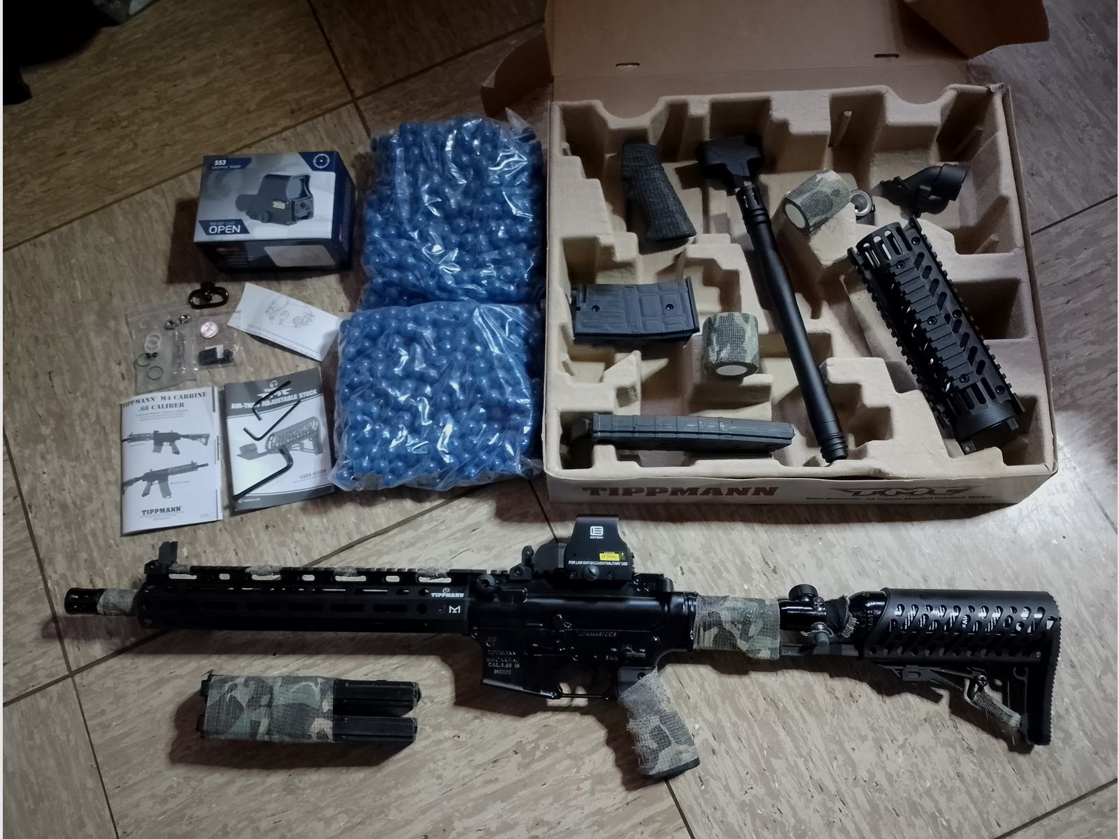 Tippmann Tmc Elite Markierer Set .68 accessori tuning canna paintballs Cal 68 CO2 set mirino olografico punto rosso verde lampada LED 3 caricatori Ovp