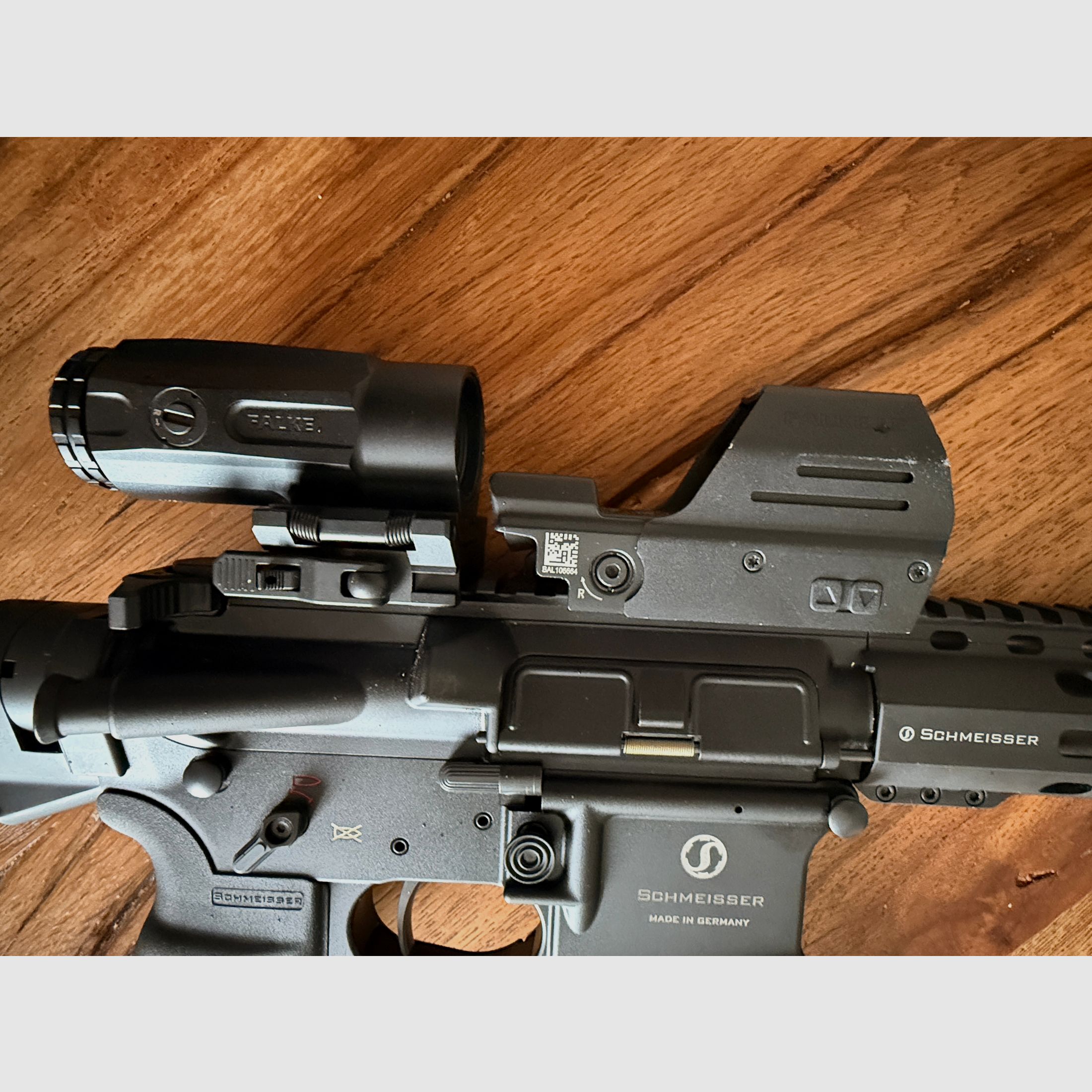 Schmeisser AR15-M5FL .223 Rem., ERATAC trigger, Magpul CTR, Falke Optik