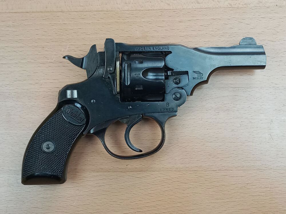 Webley Mark IV