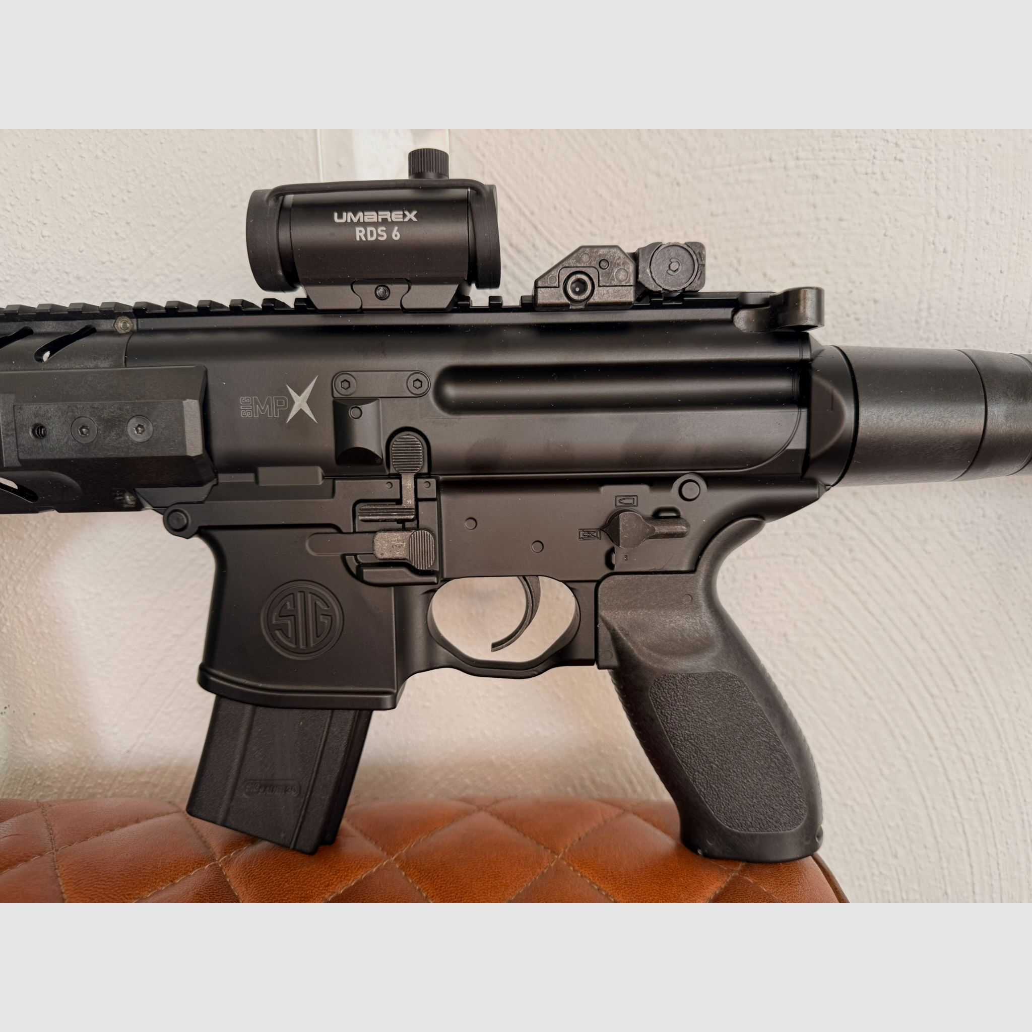 SIG SAUER MPX Carabine Co2 Noir 4,5 mm Diabolo