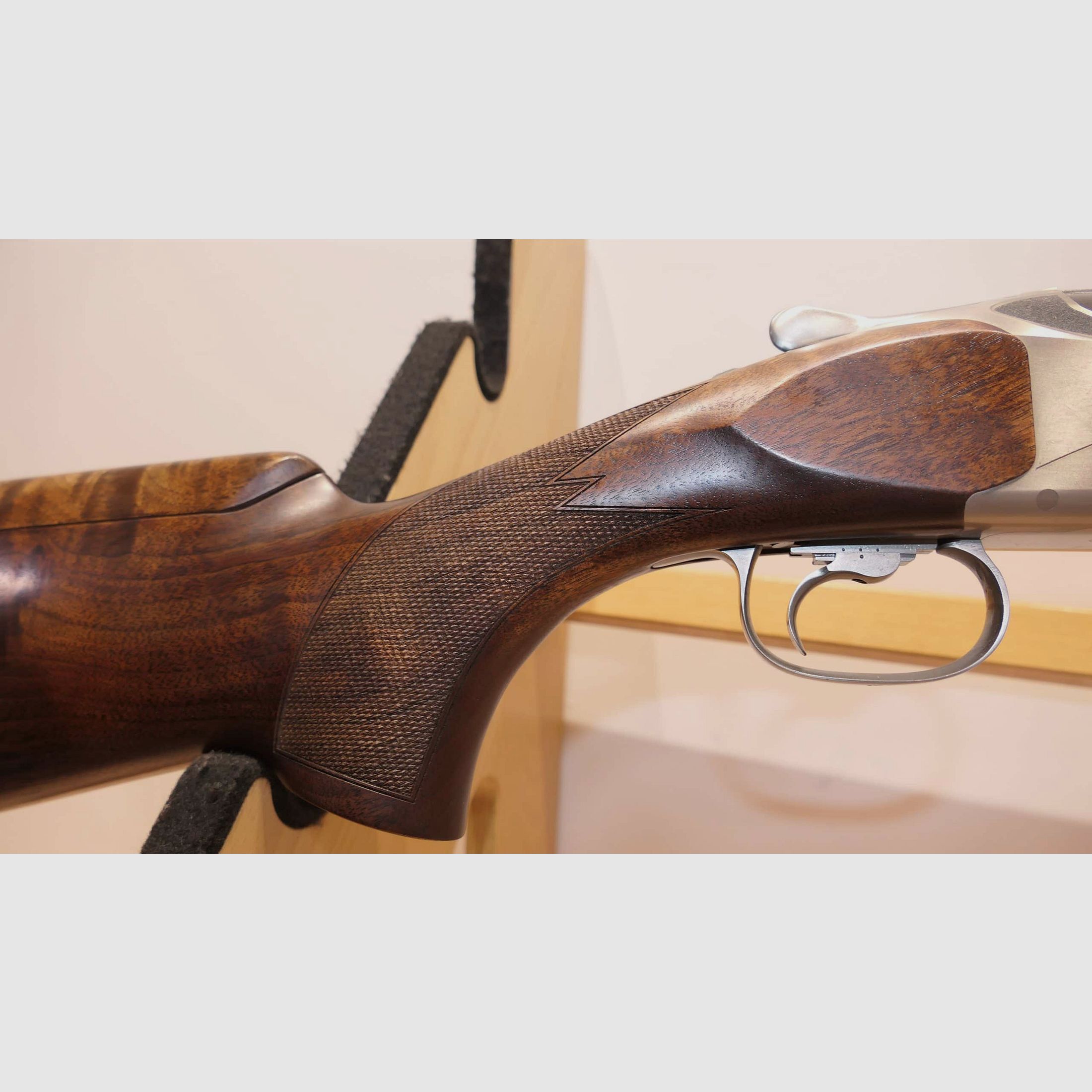 Fucile da trap Browning B825 Sporter regolabile cal. 12/76cm, immagine 3 di 11