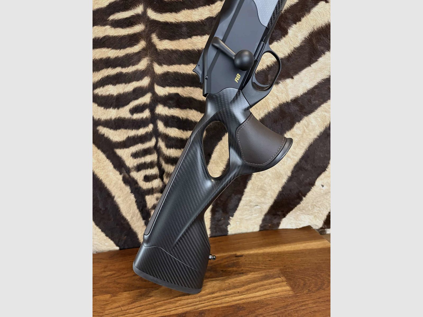 Blaser R8 Ultimate Carbon Cuir Cacao – Kal. 8x68S – ca. 65cm gewinde, Bild 10 von 10